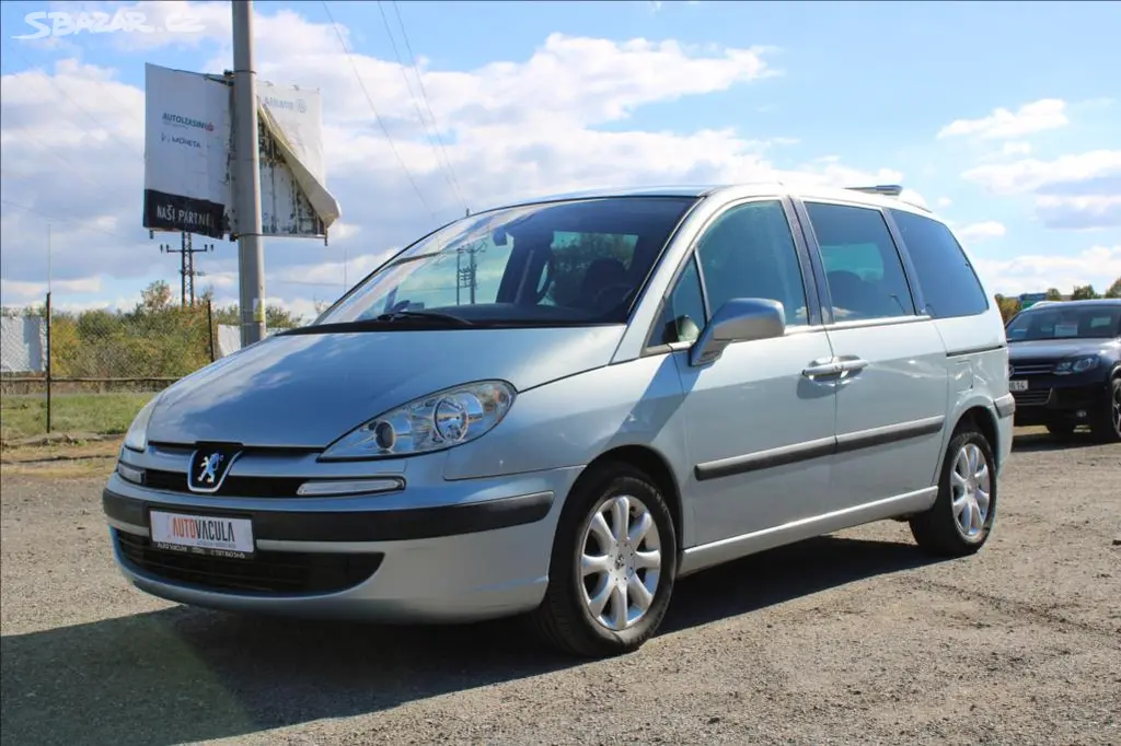 Peugeot 807, 2,2 HDi 1.maj., ČR, TAŽNÉ